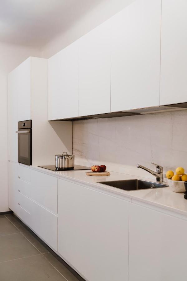 L'Isola Di Bar Apartment Специя Екстериор снимка